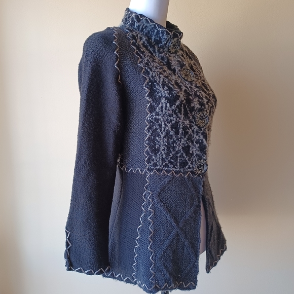 CURIO Black Gray Silver Large Button Detail Snap Front Cardigan Sweater - Picture 2 of 14